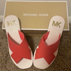 Women’s~Michael Kors~Pink~Sandals Leather Size 7